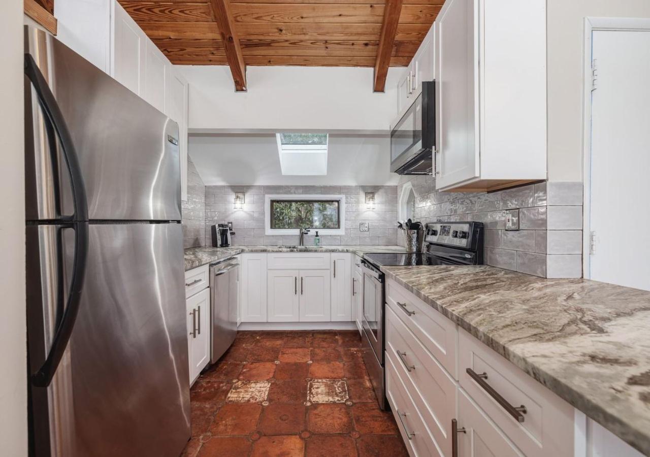 2 Bedroom Newly Renovated Waterfront Home; 10 Min From Mgm & The Gaylord フォートワシントン エクステリア 写真