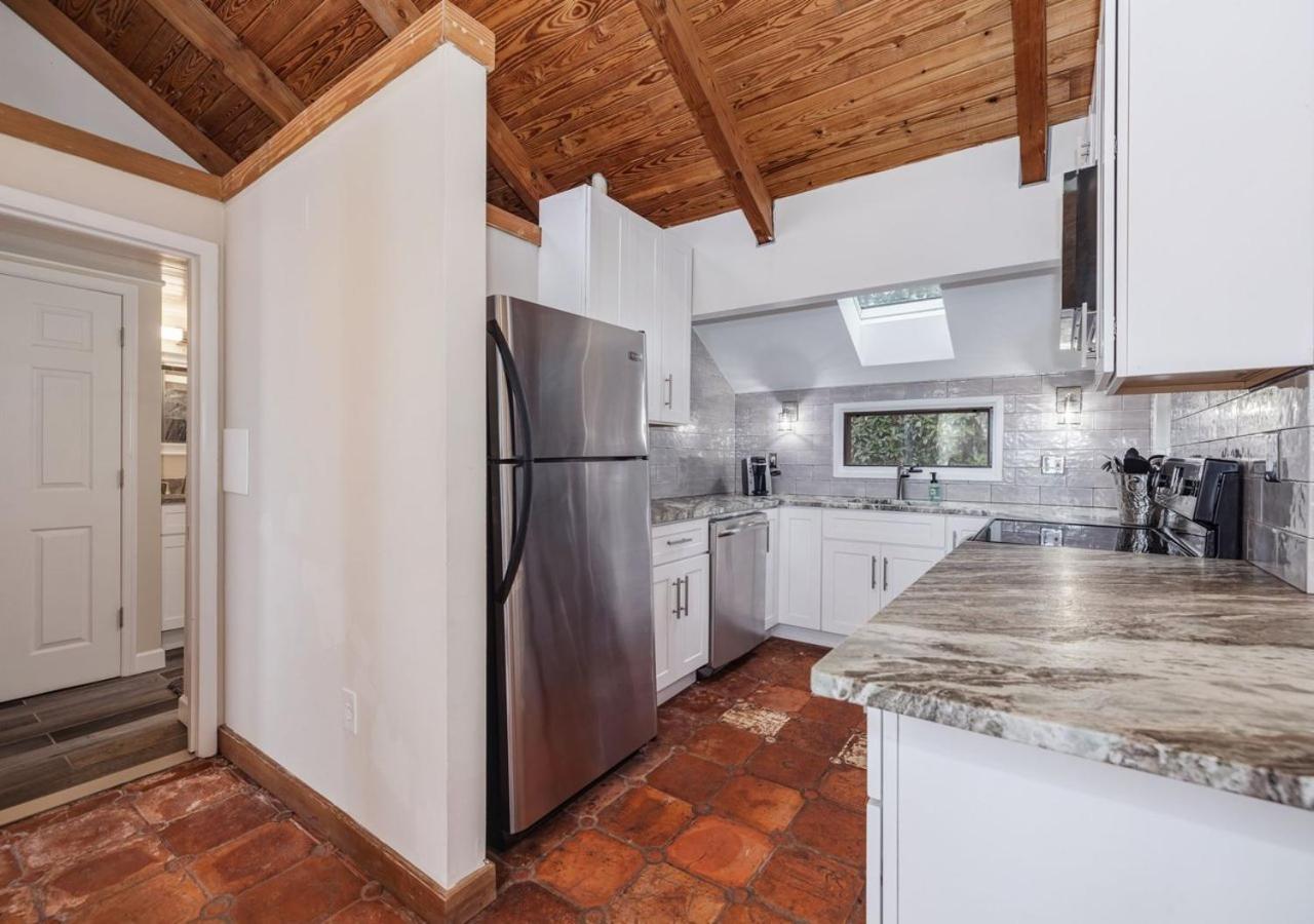 2 Bedroom Newly Renovated Waterfront Home; 10 Min From Mgm & The Gaylord フォートワシントン エクステリア 写真