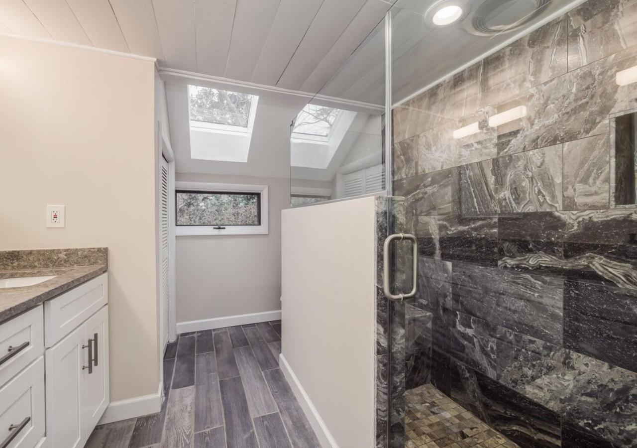 2 Bedroom Newly Renovated Waterfront Home; 10 Min From Mgm & The Gaylord フォートワシントン エクステリア 写真