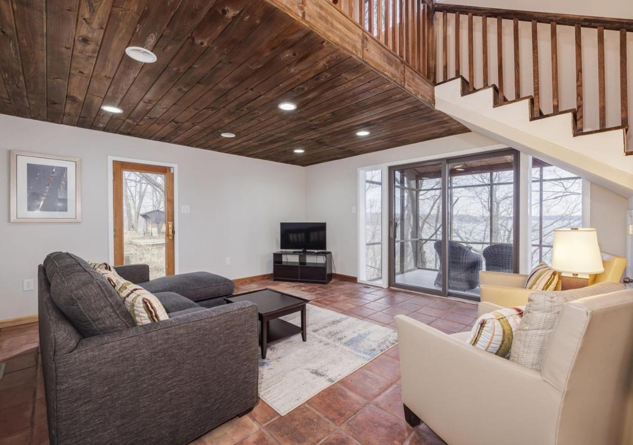 2 Bedroom Newly Renovated Waterfront Home; 10 Min From Mgm & The Gaylord フォートワシントン エクステリア 写真