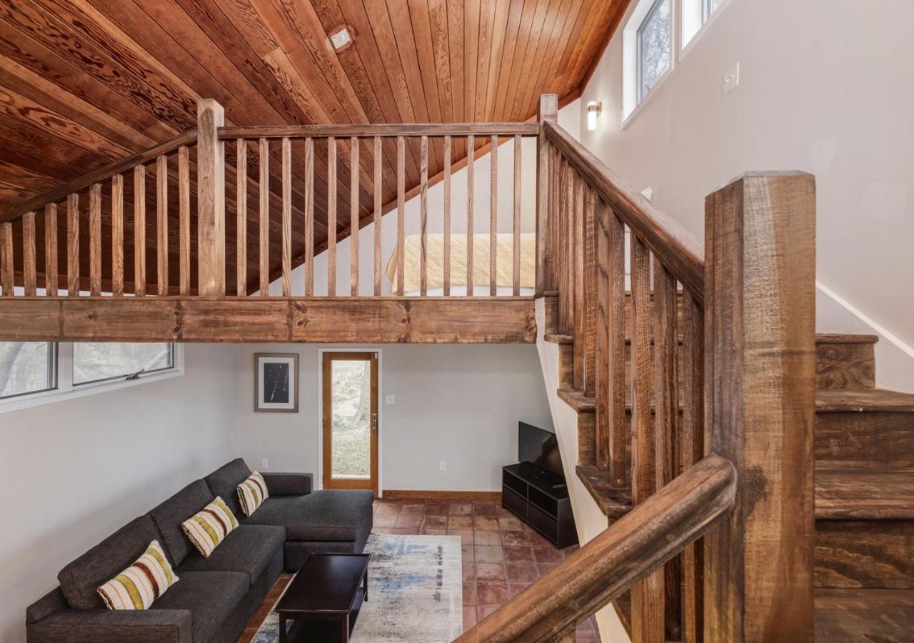 2 Bedroom Newly Renovated Waterfront Home; 10 Min From Mgm & The Gaylord フォートワシントン エクステリア 写真